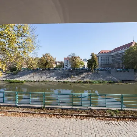 Zyndrama River View Wrocław
